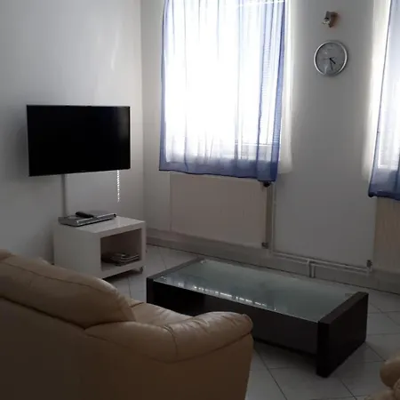 Blue House Gyorzamoly