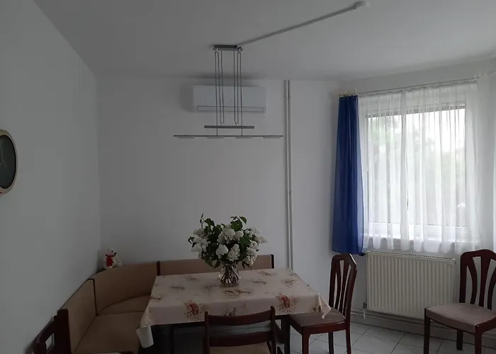 בית נופש Blue House Gyorzamoly
